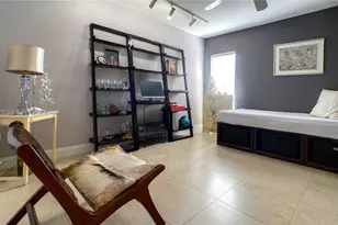 956 Mockingbird Ln, Plantation, FL 33324 - Photo 12