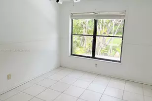 956 Mockingbird Ln, Plantation, FL 33324 - Photo 32