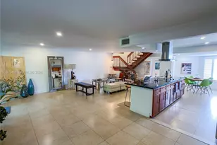 956 Mockingbird Ln, Plantation, FL 33324 - Photo 8