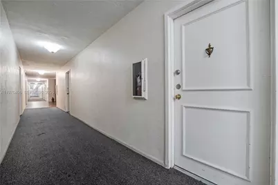 7100 NW 17th St #305, Plantation, FL 33313 - Photo 30