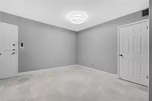 7100 NW 17th St, Plantation, FL 33313 - Photo 12