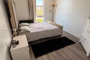 16851 NE 23rd Ave, North Miami Beach, FL 33160 - Photo 18