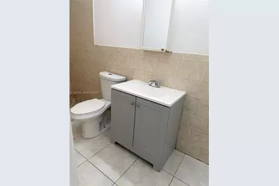 7811 NW 66th Ter, Tamarac, FL 33321 - Photo 18