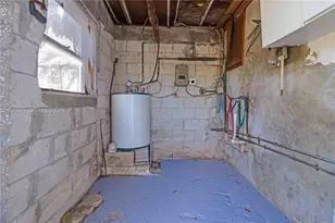 1721 NW 51st St, Miami, FL 33142 - Photo 24