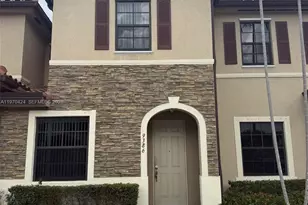 9386 W 33rd Ln, Hialeah, FL 33018 - Photo 2