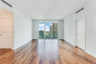 951 Brickell Ave #3607, Miami, FL 33131 - Photo 8
