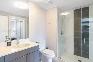 321 NE 26th St, Miami, FL 33137 - Photo 14