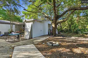 1918 Sheridan St, Hollywood, FL 33020 - Photo 4