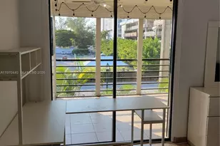 20381 NE 30th Ave, Aventura, FL 33180 - Photo 10