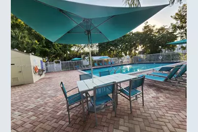 20381 NE 30th Ave #324-7, Aventura, FL 33180 - Photo 26