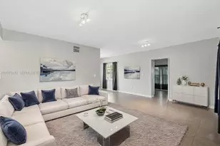 435 NE 69th St, Miami, FL 33138 - Photo 2