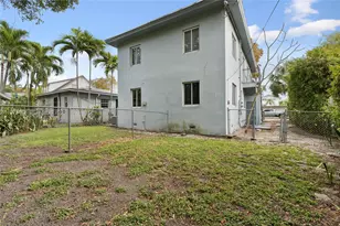 435 NE 69th St, Miami, FL 33138 - Photo 30