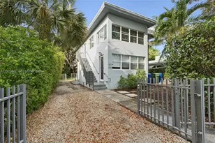 435 NE 69th St, Miami, FL 33138 - Photo 24