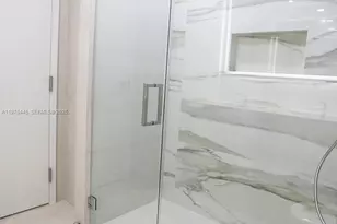 11 Island Ave, Miami Beach, FL 33139 - Photo 32