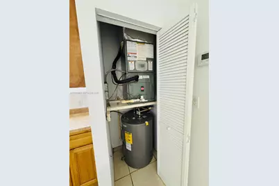 1330 NW 5th St #5, Miami, FL 33125 - Photo 36