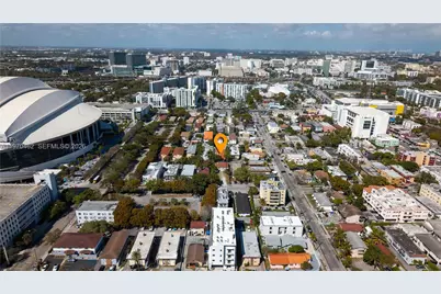 1330 NW 5th St #5, Miami, FL 33125 - Photo 2