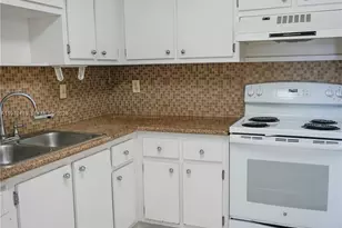 901 Hillcrest Dr, Hollywood, FL 33021 - Photo 10