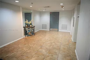 901 Hillcrest Dr, Hollywood, FL 33021 - Photo 4