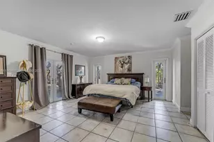 20076 SW 190th St, Miami, FL 33187 - Photo 14