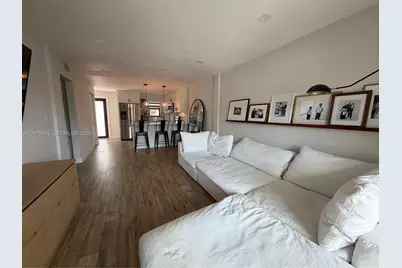 3800 Palm Ave #217, Hialeah, FL 33012 - Photo 12
