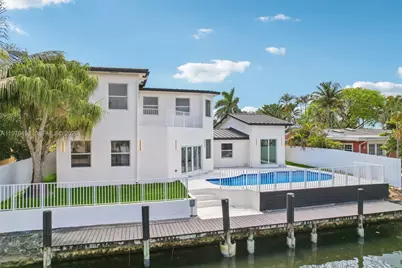 2001 SW 23rd Ave, Fort Lauderdale, FL 33312 - Photo 2