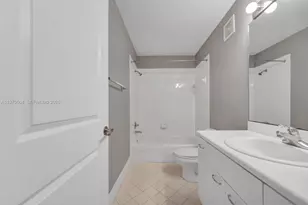 2590 Cordoba Bend, Weston, FL 33327 - Photo 24