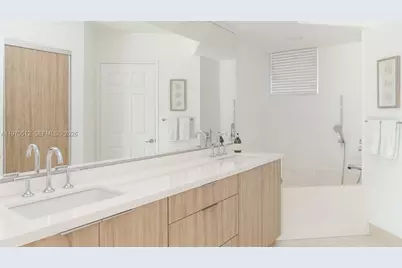 [Address not provided], Aventura, FL 33180 - Photo 12