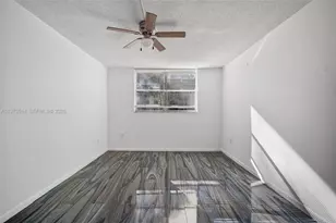 9091 Lime Bay Blvd, Tamarac, FL 33321 - Photo 20