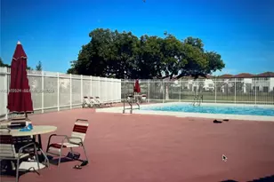 3470 Foxcroft Rd, Miramar, FL 33025 - Photo 14