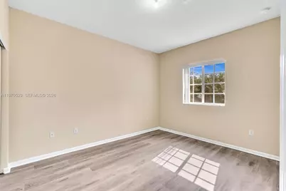 3236 NW 31st Ter, Oakland Park, FL 33309 - Photo 14