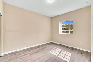 3236 NW 31st Terrace, Oakland Park, FL 33309 - Photo 14