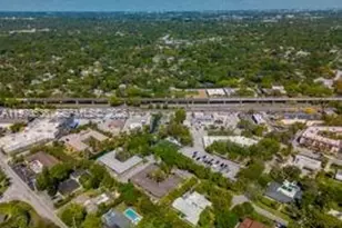 6310 SW 79th St, South Miami, FL 33143 - Photo 14