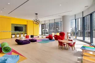 45 SW 9th St, Miami, FL 33130 - Photo 12