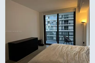 45 SW 9th St #3107, Miami, FL 33130 - Photo 6