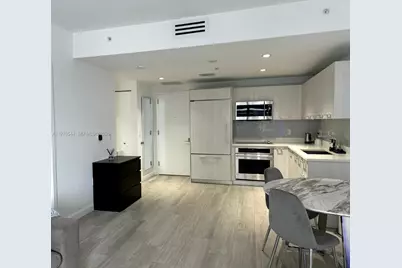 45 SW 9th St #3107, Miami, FL 33130 - Photo 4