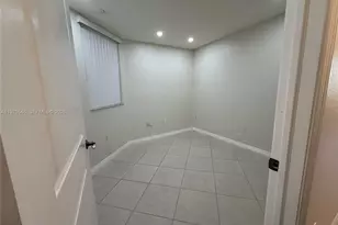 8936 W Flagler St, Miami, FL 33174 - Photo 24