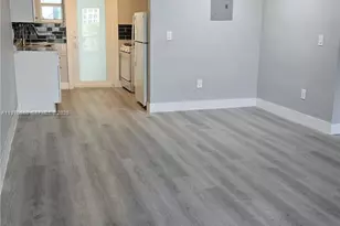 9200 E Bay Harbor Dr, Bay Harbor Islands, FL 33154 - Photo 4