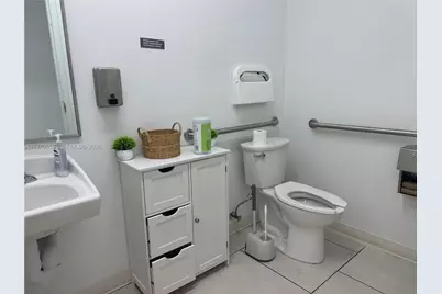 505 NE 125th St, North Miami, FL 33161 - Photo 14