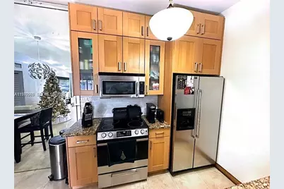 9729 Hammocks Blvd #207E, Miami, FL 33196 - Photo 8