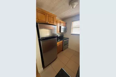 2441 SW 31st Ave #303, Miami, FL 33145 - Photo 6