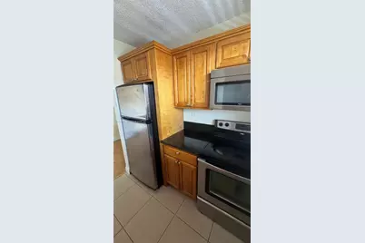 2441 SW 31st Ave #303, Miami, FL 33145 - Photo 4