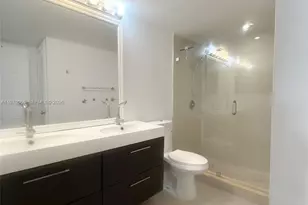 19390 Collins Ave, Sunny Isles Beach, FL 33160 - Photo 10