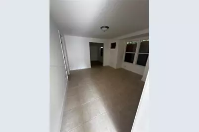 1919 SW 2nd St #c, Miami, FL 33135 - Photo 12