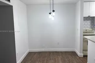 18965 NW 62nd Ave, Hialeah, FL 33015 - Photo 6