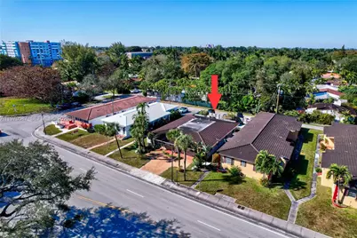 8620 NE 2nd Ave, El Portal, FL 33138 - Photo 6