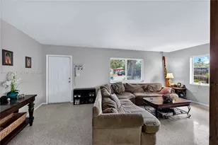 8620 NE 2nd Ave, El Portal, FL 33138 - Photo 30