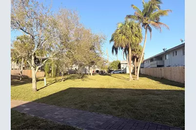 941 NE 169th St #120, North Miami Beach, FL 33162 - Photo 16