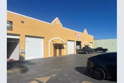 238 NW 9th Ave #2, Homestead, FL 33030 - Photo 1