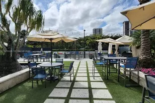 1000 E Island Blvd, Aventura, FL 33160 - Photo 62