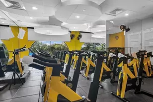 1000 E Island Blvd, Aventura, FL 33160 - Photo 58